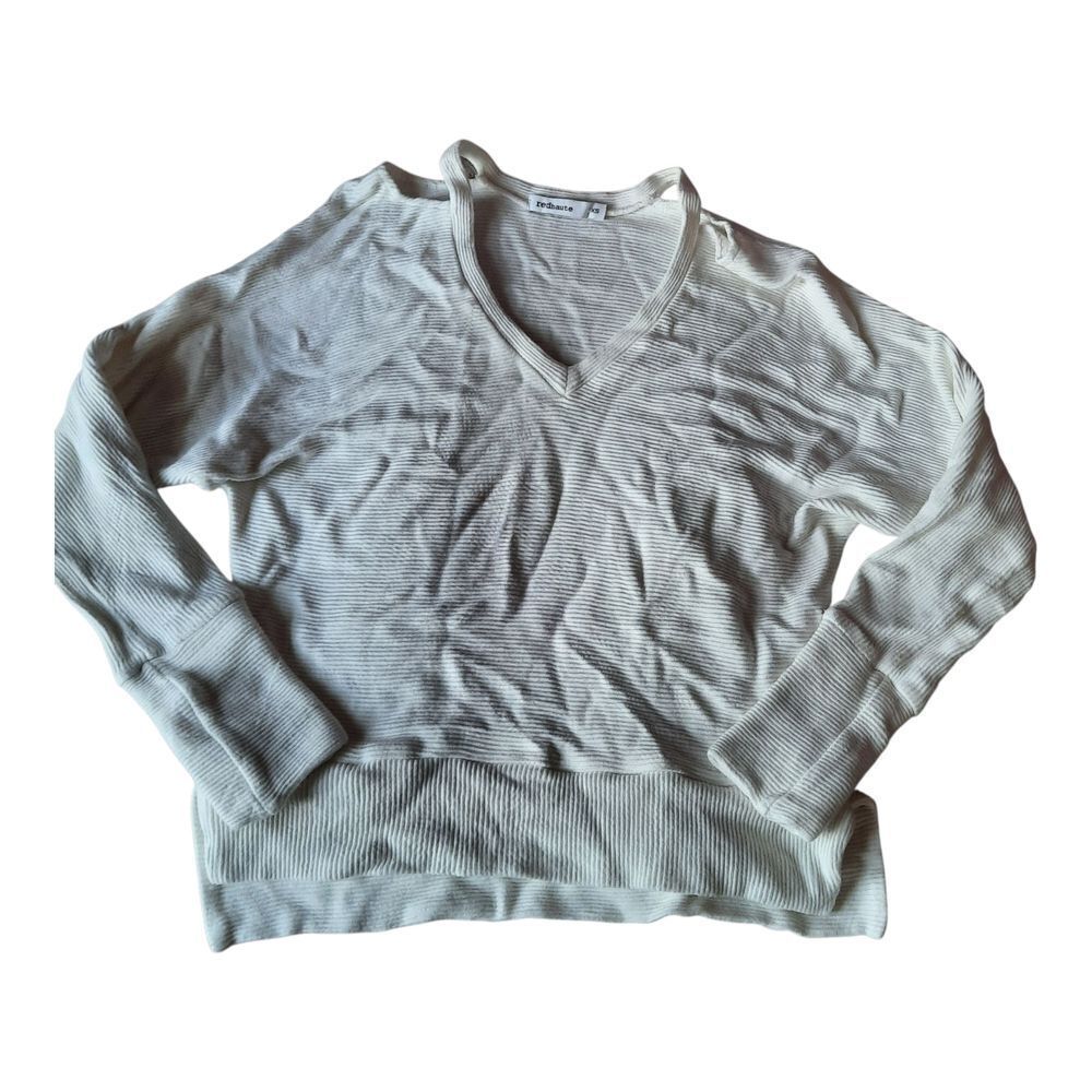 Red Haute Women's Cream V-Neck Sweater
